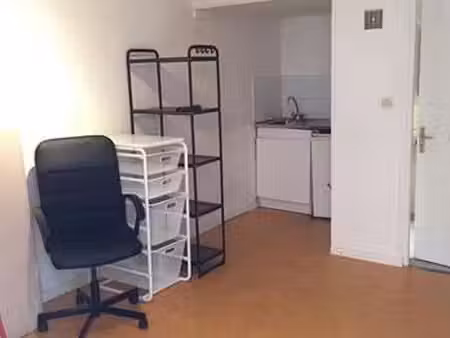 location appartement t1 à villeurbanne (69100) : à louer t1 / 20m² villeurbanne