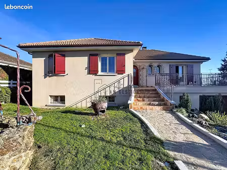 maison 6 pièces 153 m²