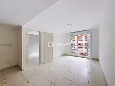 appartement secteur nice le port/riquier, 2 pièces 39m2