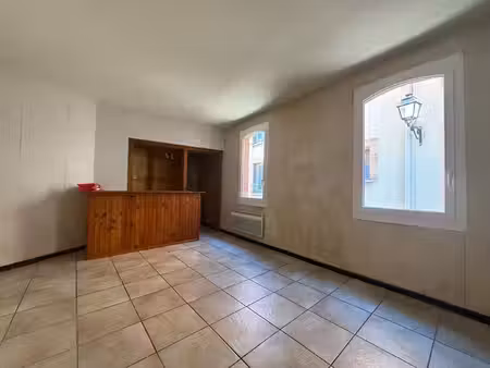 plein coeur de toulouse : t2 à rénover, 135 000 €