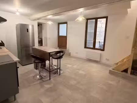 appartement t3 bis libourne - 67 m2 - 920 euros ttc