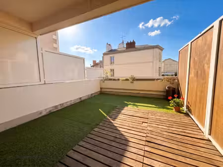 cours gay lussac - t2 meublé avec terrasse et garage