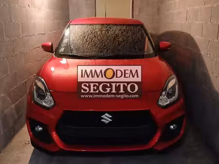 parking / box toulouse 12 m2