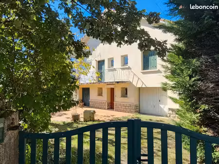 maison 4 pièces 156 m²