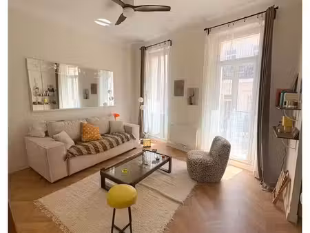 t2 de charme 42 m² – marseille centre / longchamp – balcon – bail mobilité