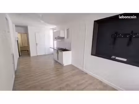 studio 1 pièce 24 m²