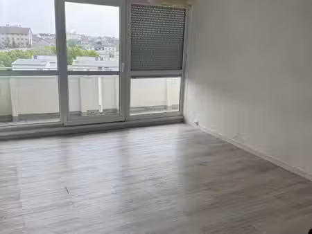 3 pièces • 63 m2 . reims 51100 quartier laon zola - neufchâtel - orgeval