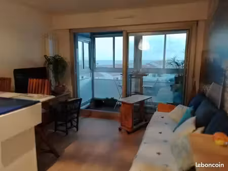 location studio 34 metres carré la chaume vue mer