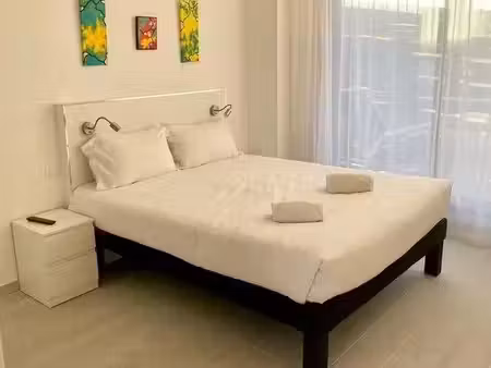 beau studio de 25 m² meublé avec accès piscine