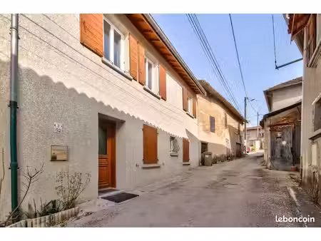 t4 maison de ville 85 m2 ruy centre - meublé