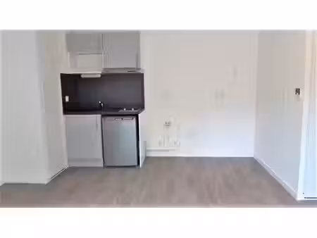 appartement t2 avec terrasse et parking