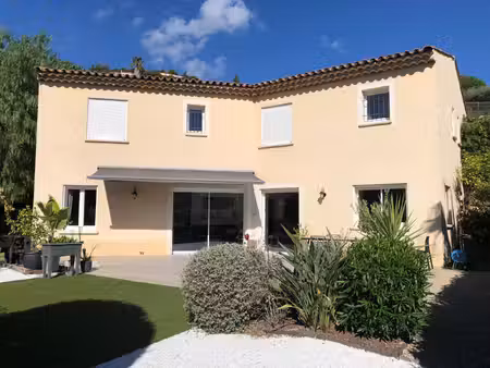 villa comme neuve