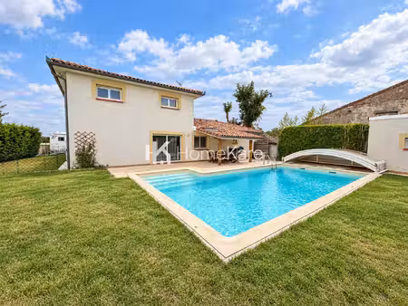 superbe villa t7 avec t1 independant