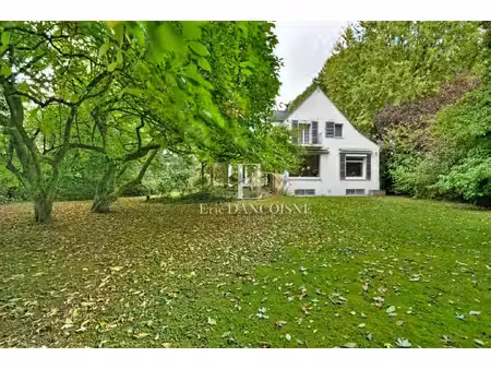 maison de luxe à vendre dans le quartier mairie