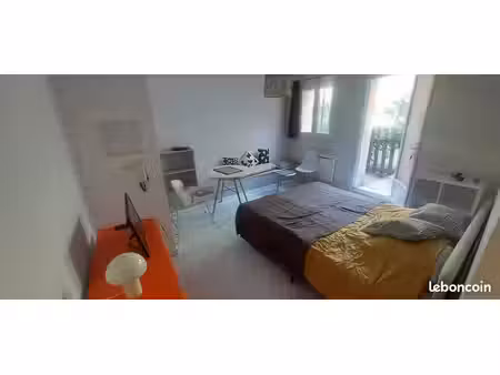 loue studio meublé 590 euros 25m2 aix en provence beauregard quartier est