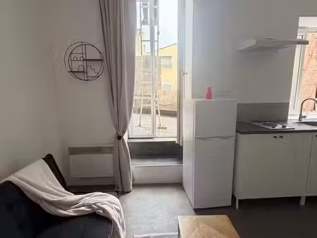 studio meublé 16,56 m² avec terrasse - béziers, centre historique