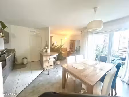 appartement 3 pièces 70 m²