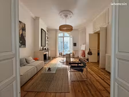 appartement 2 pièces 71 m²