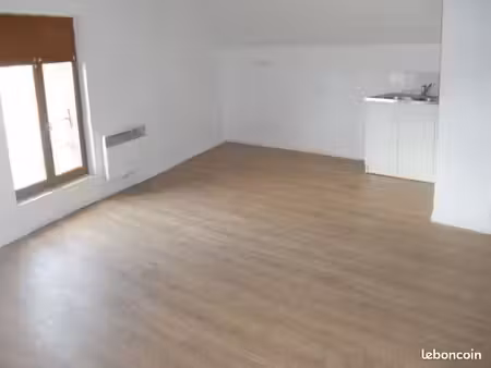 appartement f3 duplex 33 m² - calme, commerces à pied & parking - jouy-sous-thelle (60240)