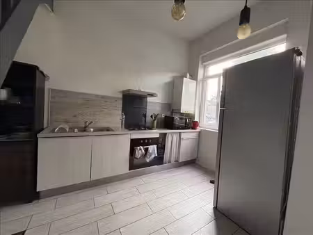 maison - 87.50 m2 - 5 pièces - meublé