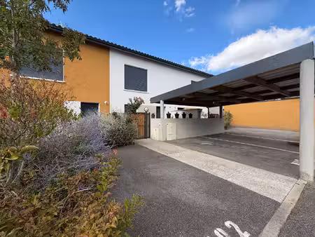 a vendre - seysses - maison t3 de 65m² avec jardin, abris voiture et place de parking