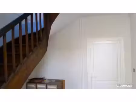 sur le 25, lot de 2 immeubles par vente à termes