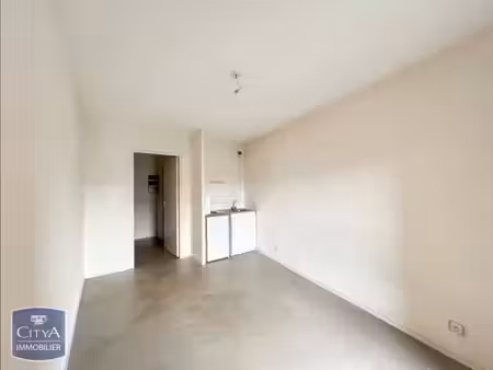 location appartement 1 pièce 17m² le mans 72000
