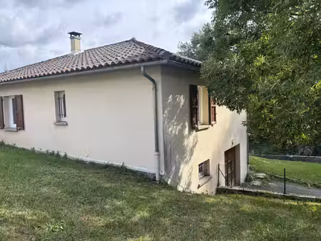 maison plain pied 4 pièces sur demi sous sol aurillac (15000