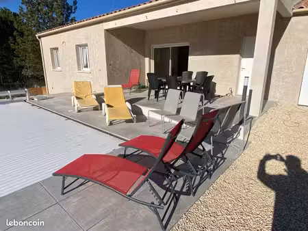 vends maison de plein pied avec piscine chauffée à 5 minutes de vallon pont d’arc