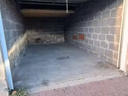 garage à louer
