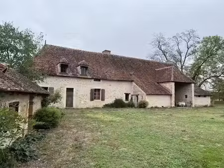 vente propriété 6 pièces 300 m² à saint-amand-montrond (18200), 583 000 €