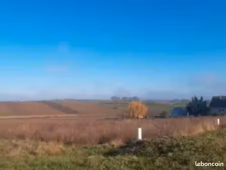 terrain 2 200 m² rousies