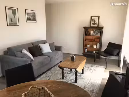 spacieux appartement meublé - 40 m² – 2e étage