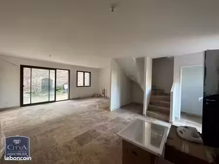 villa 4 pièces 90 m²