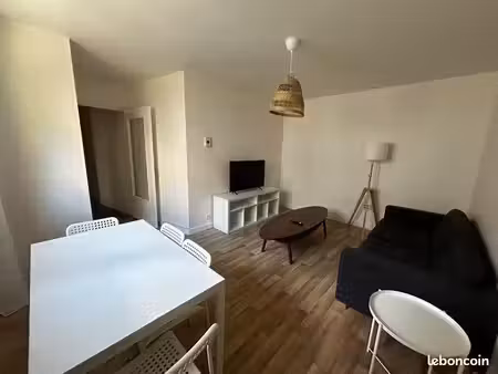 beau 2p meuble 49m² parc oberthur +parking