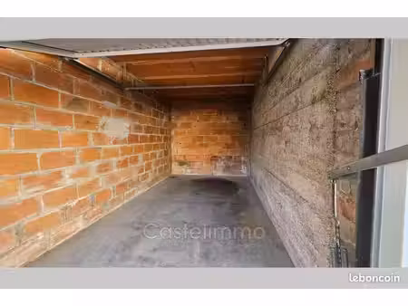 parking/box 12 m² castelsarrasin
