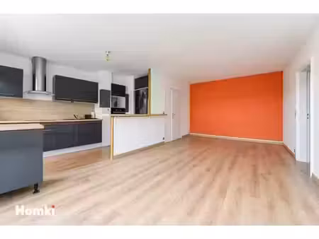 appartement t3 de 68 m² à lille 59800, rue jean macé