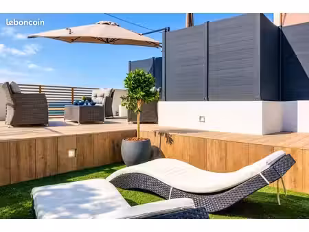 duplex design avec terrasse vue sur mer