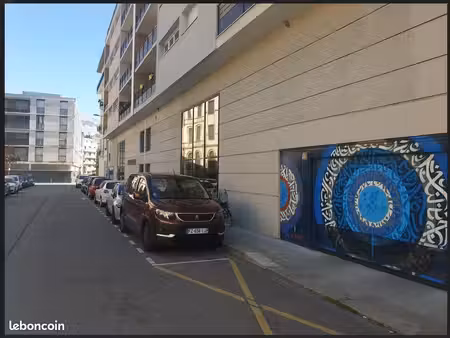 garage 17m2 caserne de bonne/championnet/aigle