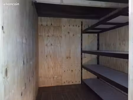 box de stockage a croix
