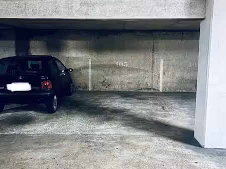 place de parking hyper centre ville