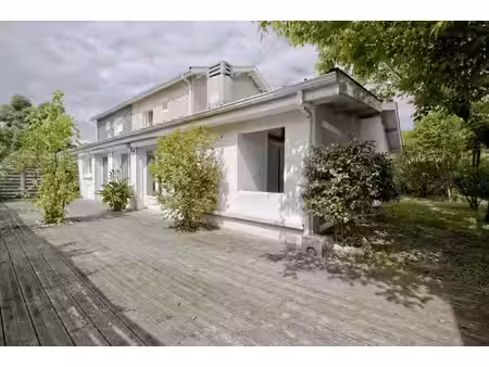 maison bruges 5 pièces avec jardin et garage disponible au 1
