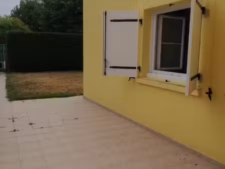 appartement t2 avec terrasse et jardin