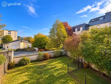 la madeleine avec jardin et vue dégagée