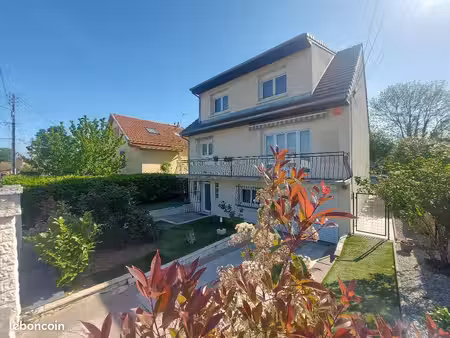 maison 190 m2 8 pièces 5 chambres