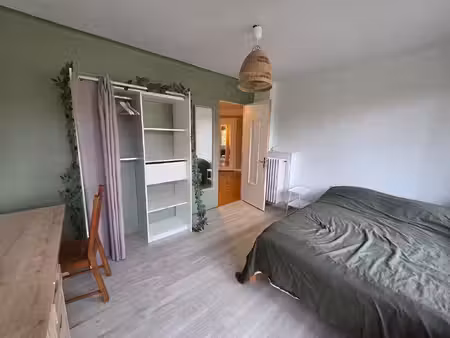chambre meublée à nancy dans 4 pièce(s) 75 m2