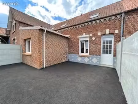 maison f3 rénovée avec cour