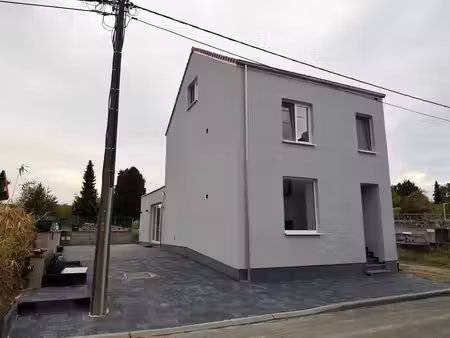 maison 3 chambres rénovée à landen