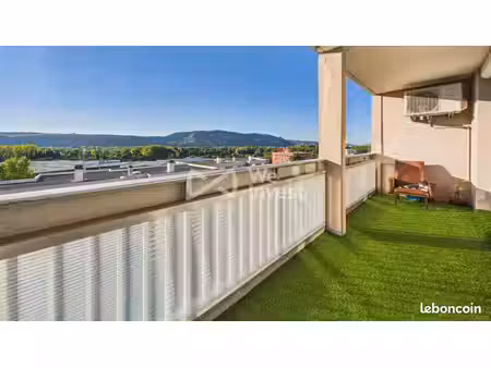 appartement 5 pièces 96 m²