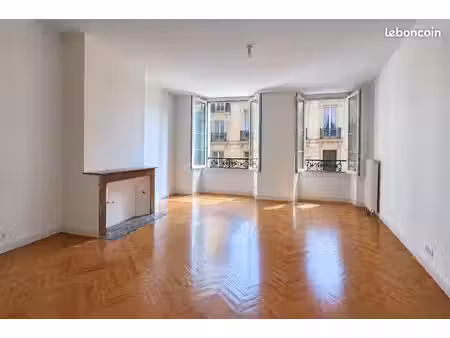 t2 68m² jardinet bordeaux chartrons